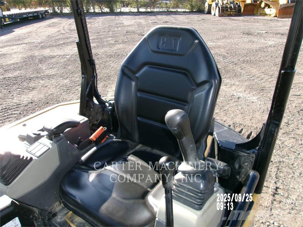 CAT 303.5-07CR Vikšriniai ekskavatoriai