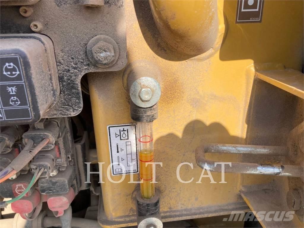 CAT 303.5 CR Vikšriniai ekskavatoriai