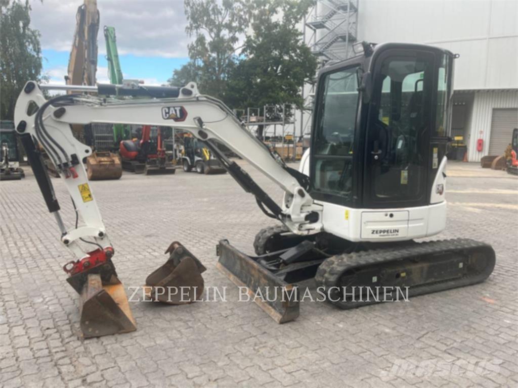 CAT 303.5ECR Vikšriniai ekskavatoriai