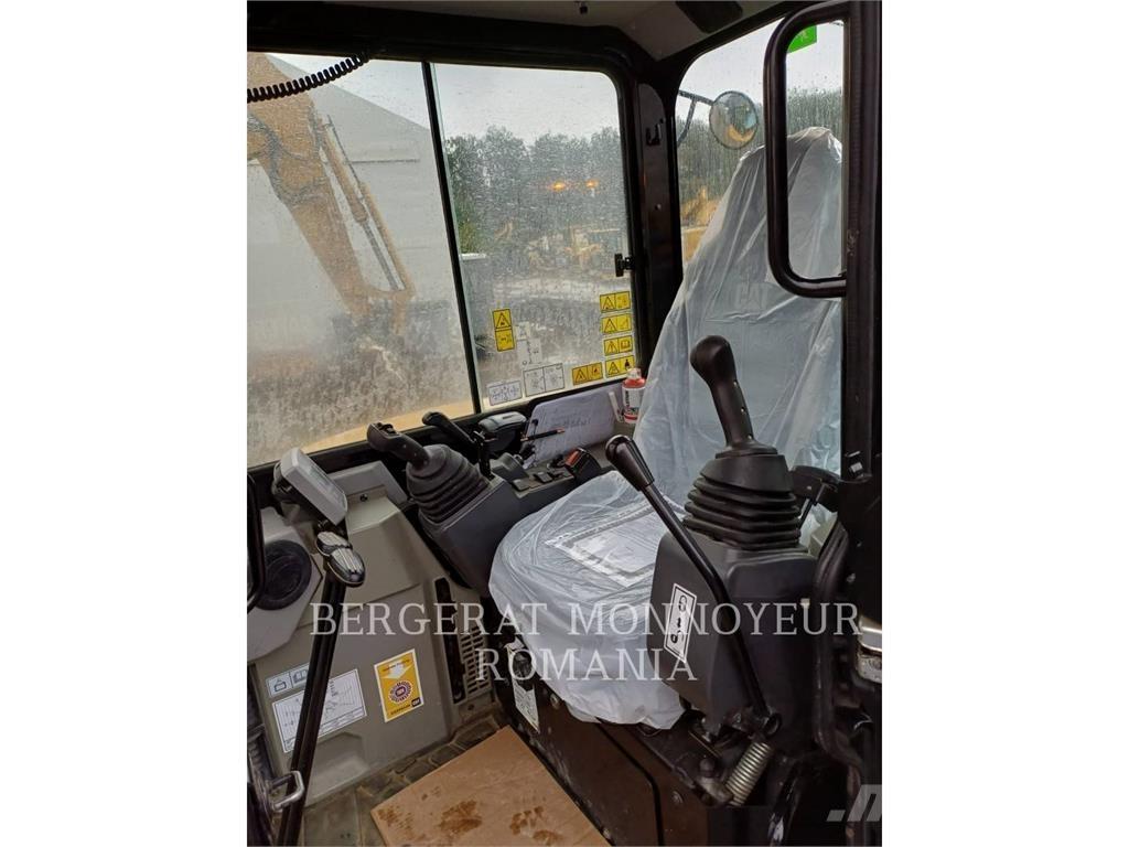 CAT 303.5ECR Vikšriniai ekskavatoriai