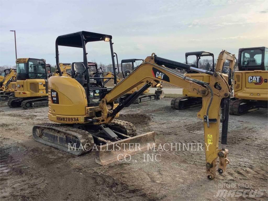 CAT 303ECR Vikšriniai ekskavatoriai