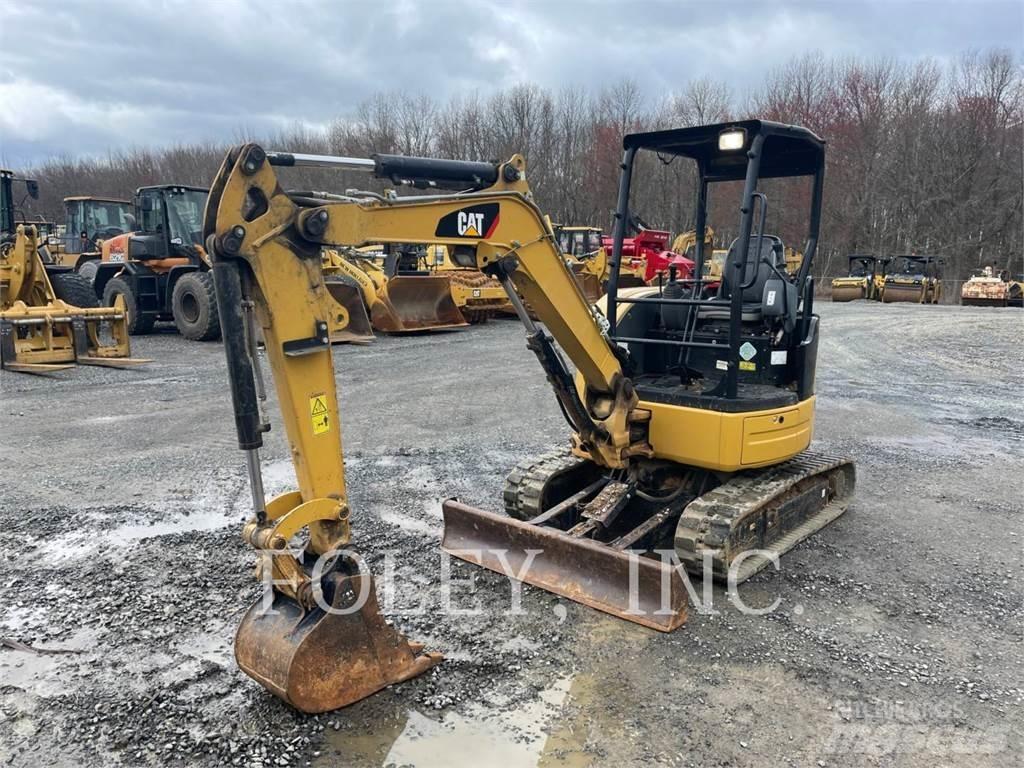 CAT 303ECR Vikšriniai ekskavatoriai