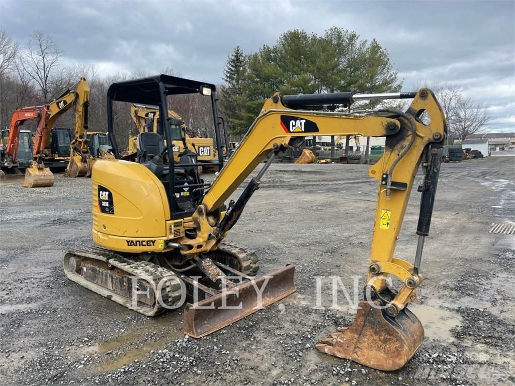 CAT 303ECR Vikšriniai ekskavatoriai