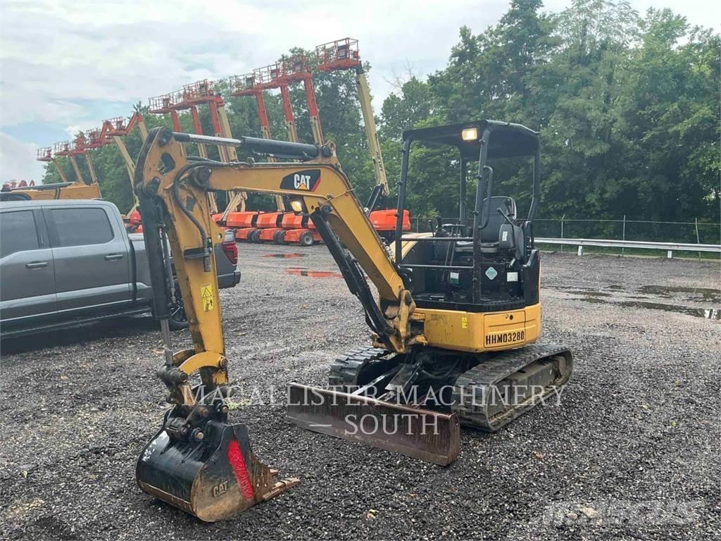 CAT 303ECR Vikšriniai ekskavatoriai