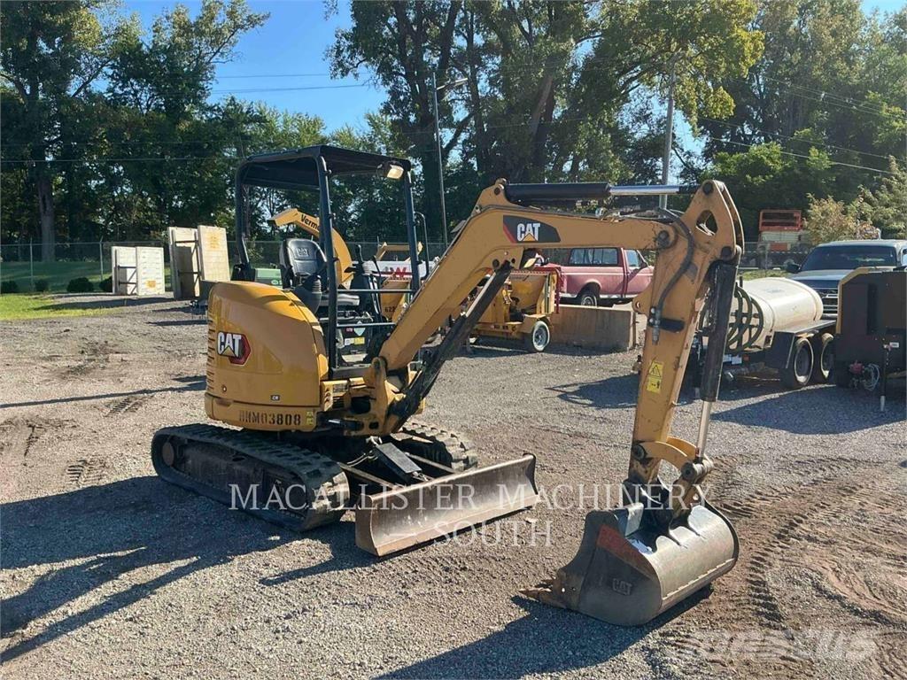 CAT 303ECR Vikšriniai ekskavatoriai