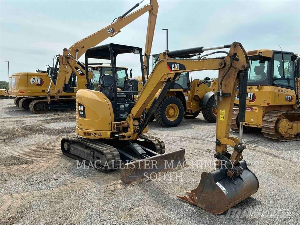 CAT 303ECR Vikšriniai ekskavatoriai