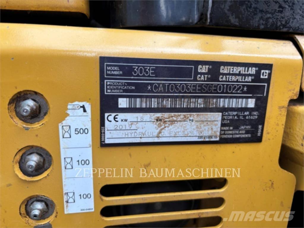 CAT 303ECR Vikšriniai ekskavatoriai