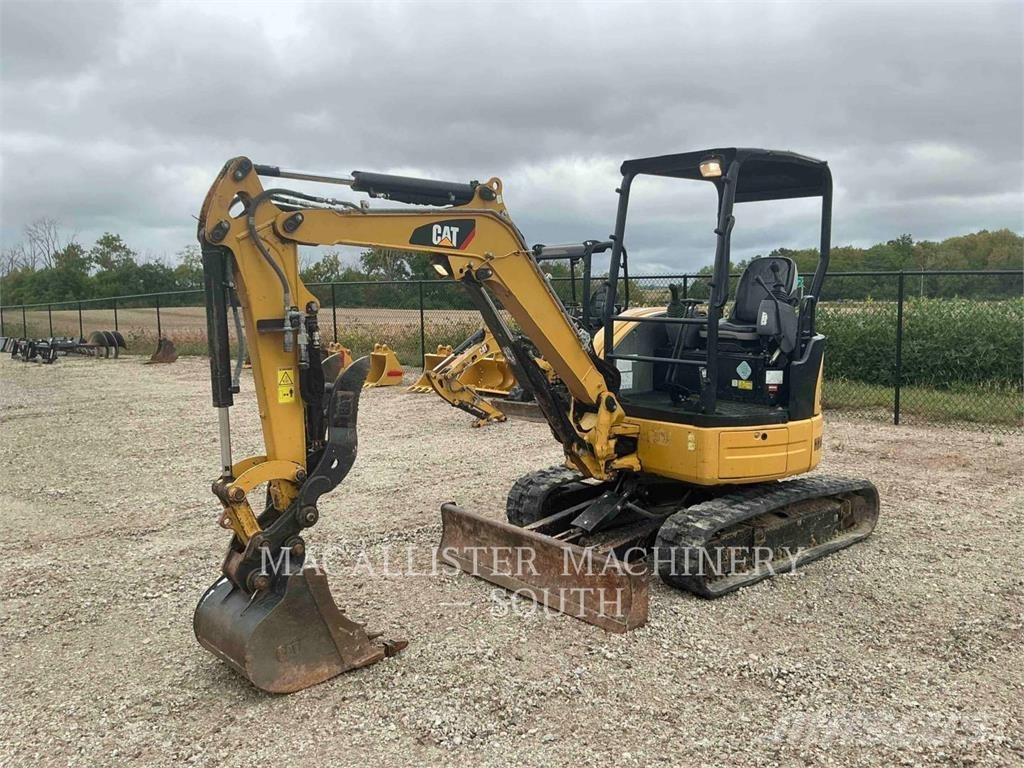CAT 303ECR Vikšriniai ekskavatoriai
