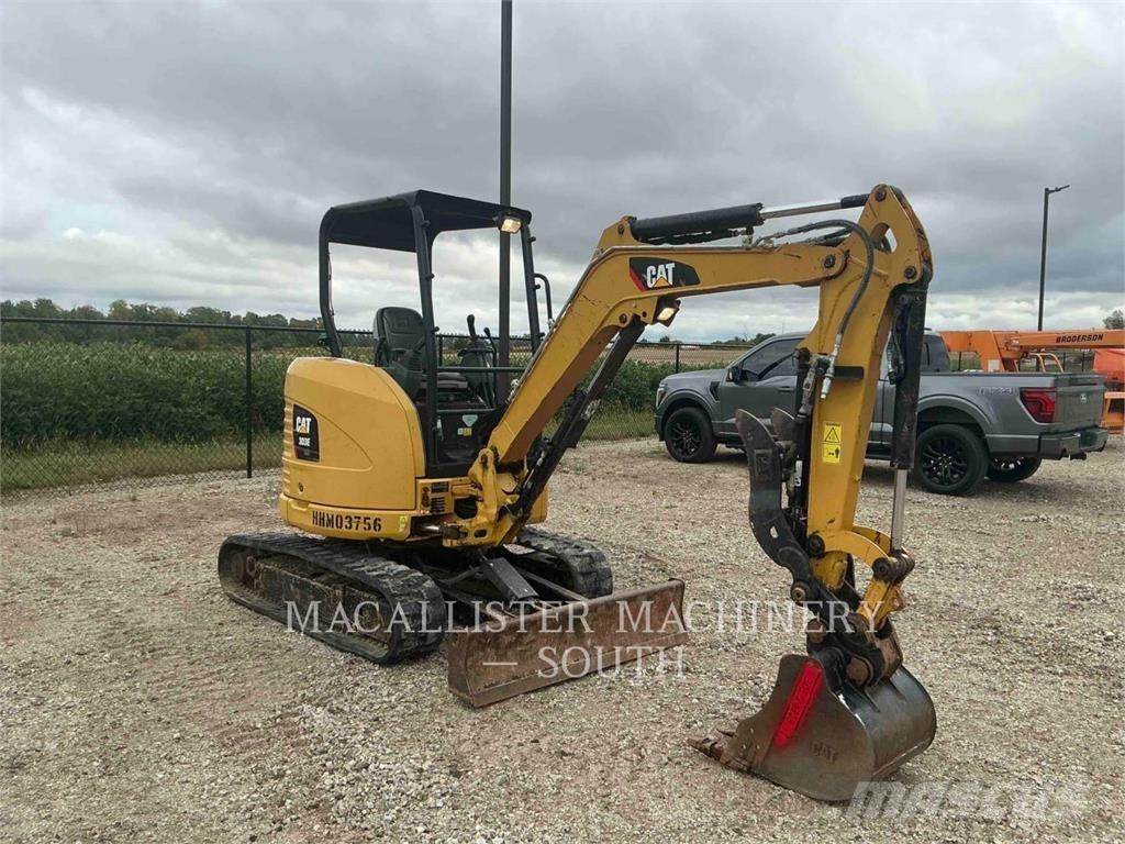CAT 303ECR Vikšriniai ekskavatoriai