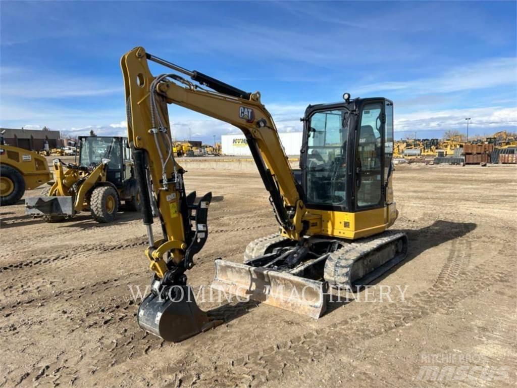 CAT 304 Vikšriniai ekskavatoriai