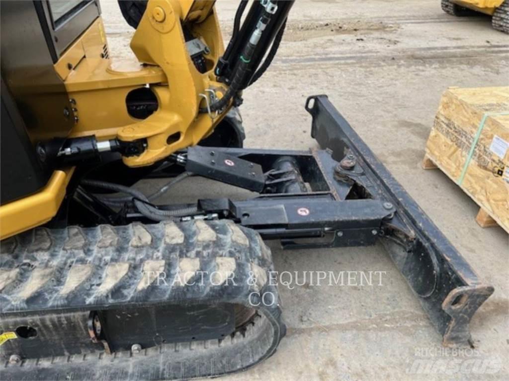 CAT 304 Vikšriniai ekskavatoriai