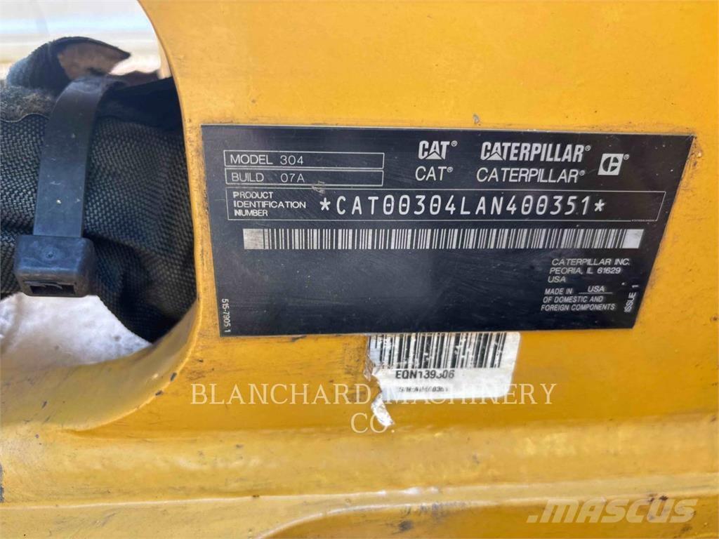 CAT 304 Vikšriniai ekskavatoriai