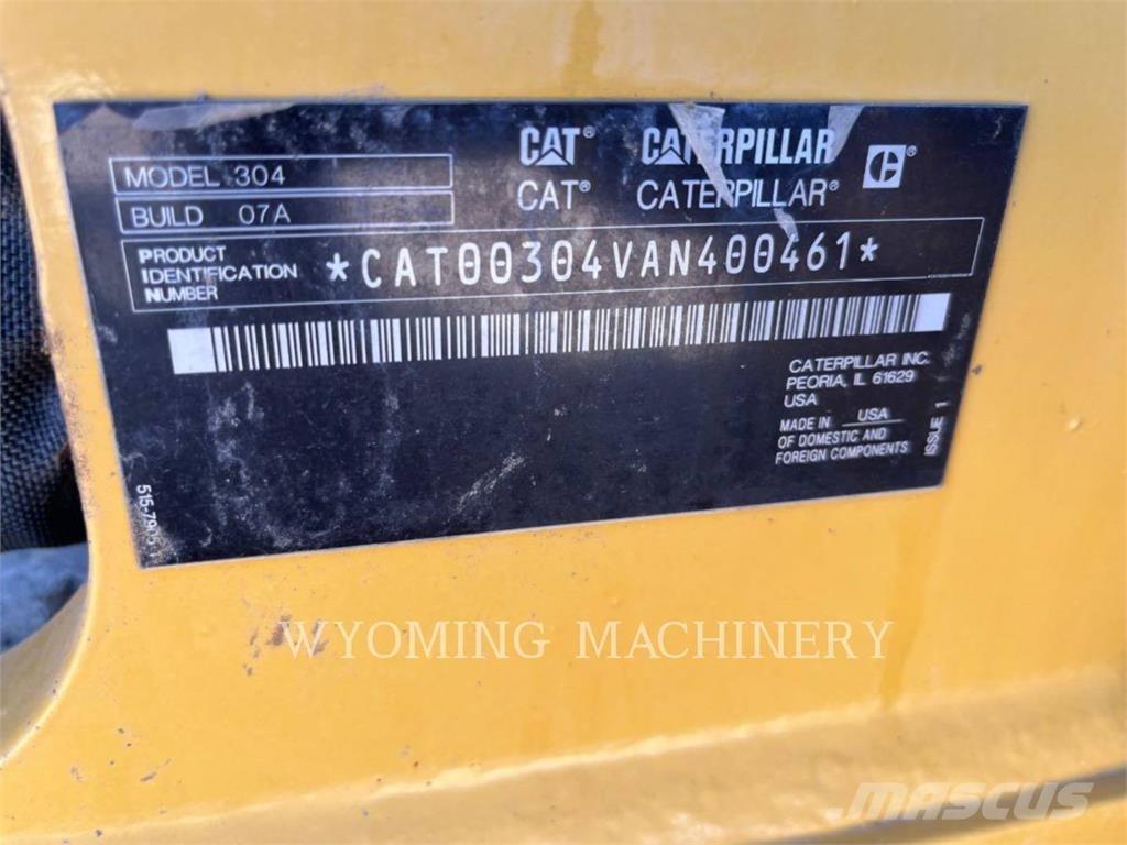 CAT 304 Vikšriniai ekskavatoriai