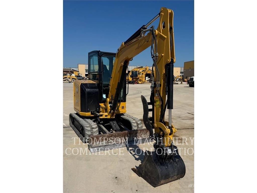 CAT 304 Vikšriniai ekskavatoriai