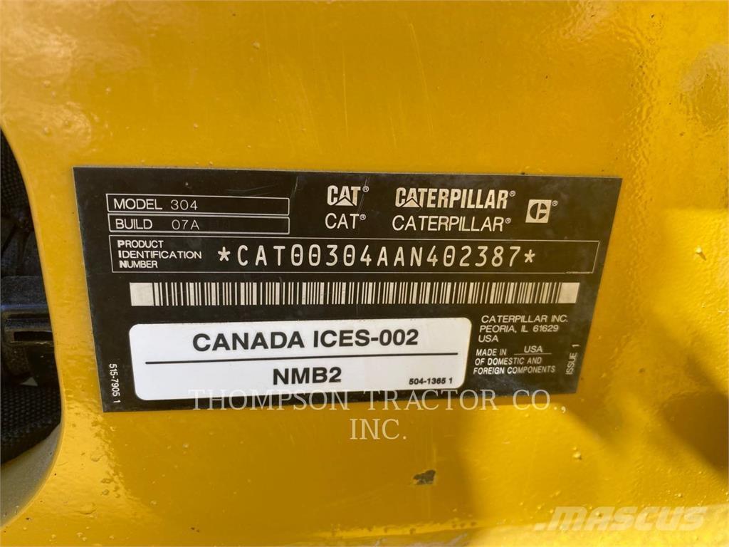 CAT 304 Vikšriniai ekskavatoriai