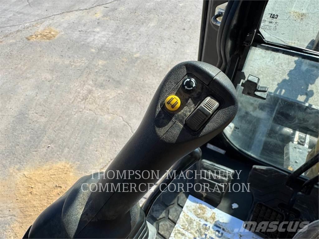 CAT 304-07 Vikšriniai ekskavatoriai