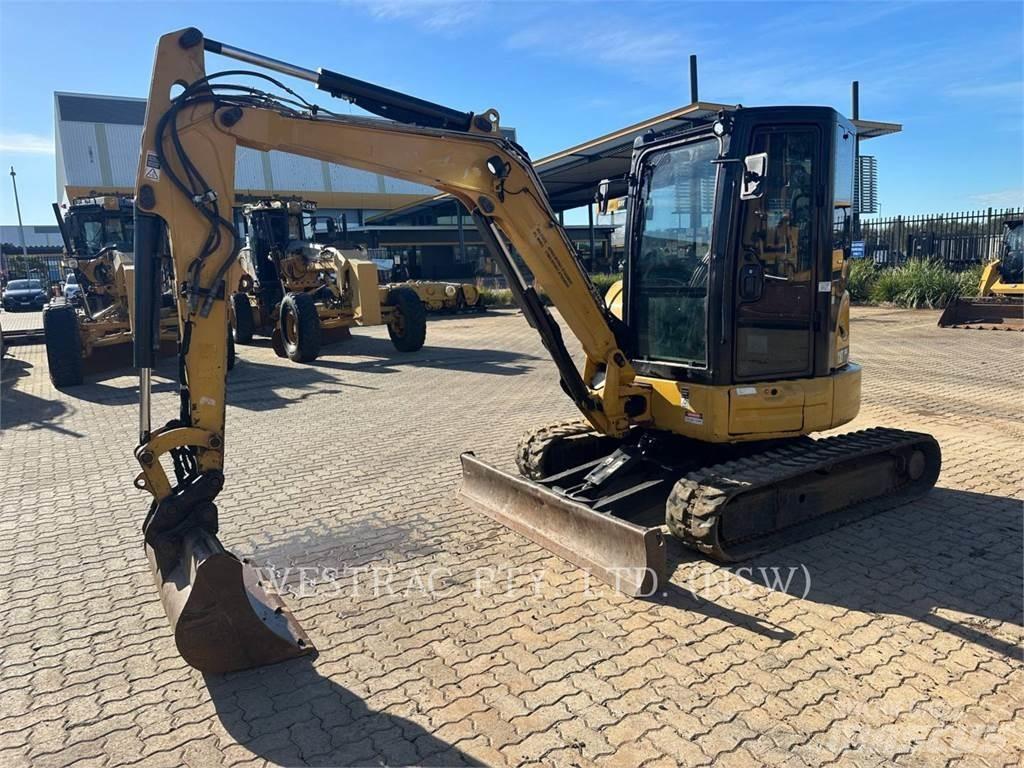 CAT 304E2CR Vikšriniai ekskavatoriai