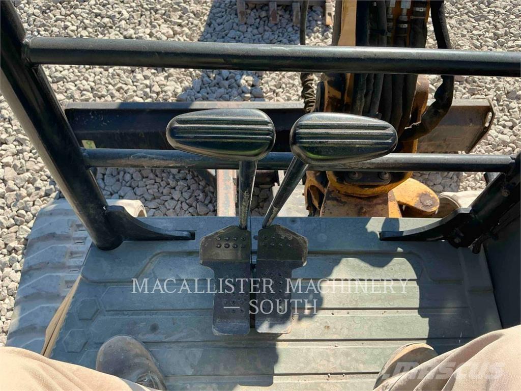 CAT 304E2CR Vikšriniai ekskavatoriai