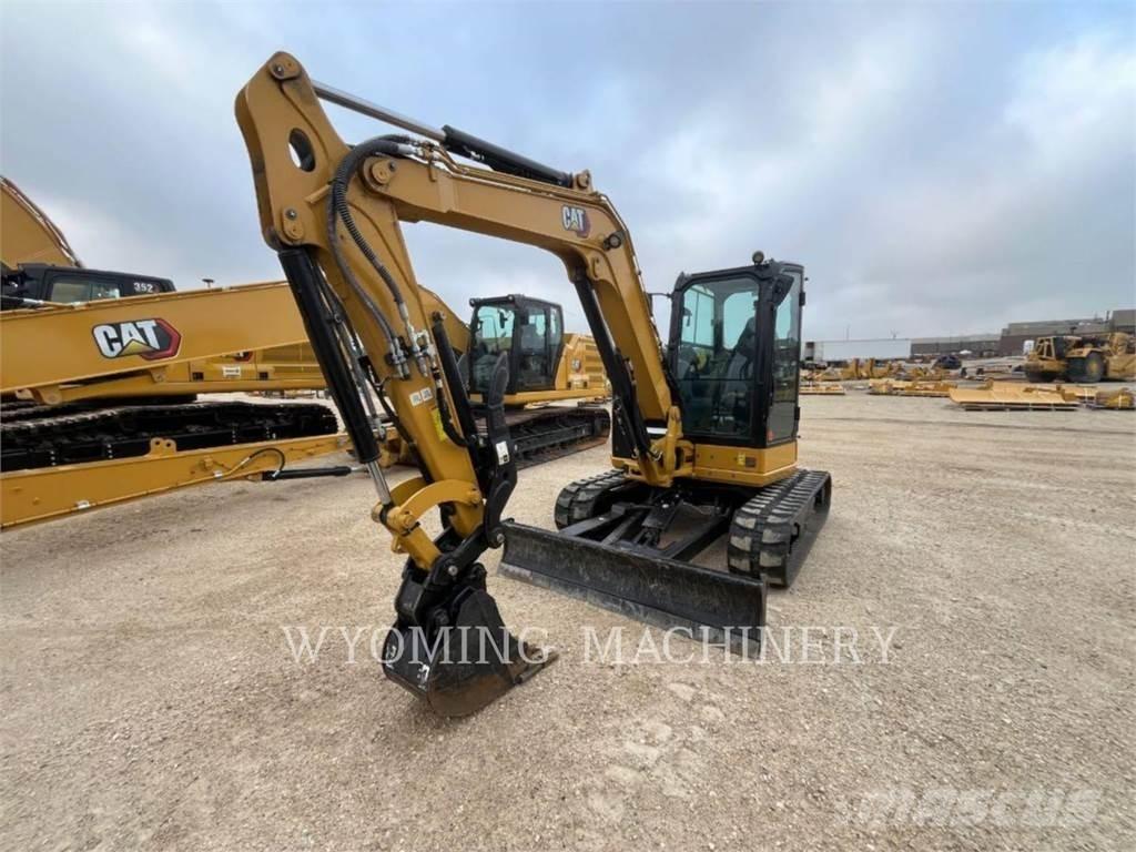 CAT 305 Vikšriniai ekskavatoriai