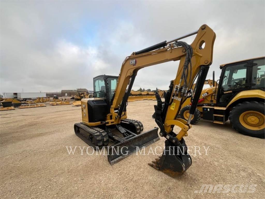 CAT 305 Vikšriniai ekskavatoriai