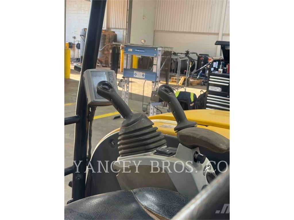 CAT 305.5E2CR Vikšriniai ekskavatoriai