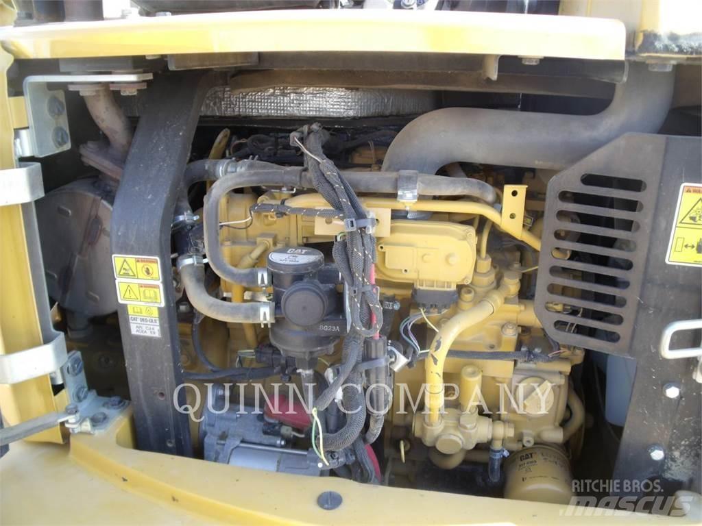 CAT 305E2 Vikšriniai ekskavatoriai