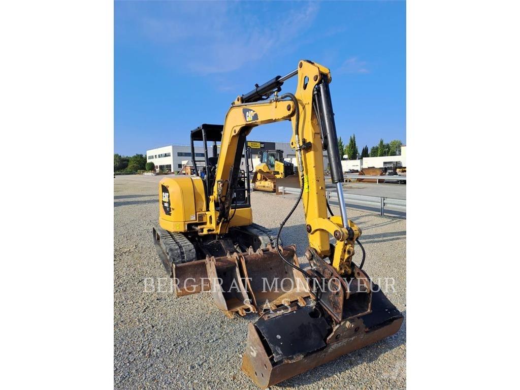 CAT 305E2 Vikšriniai ekskavatoriai