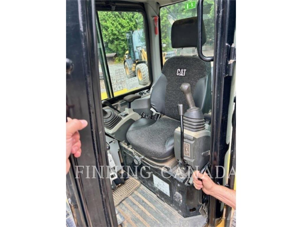 CAT 305E2 Vikšriniai ekskavatoriai
