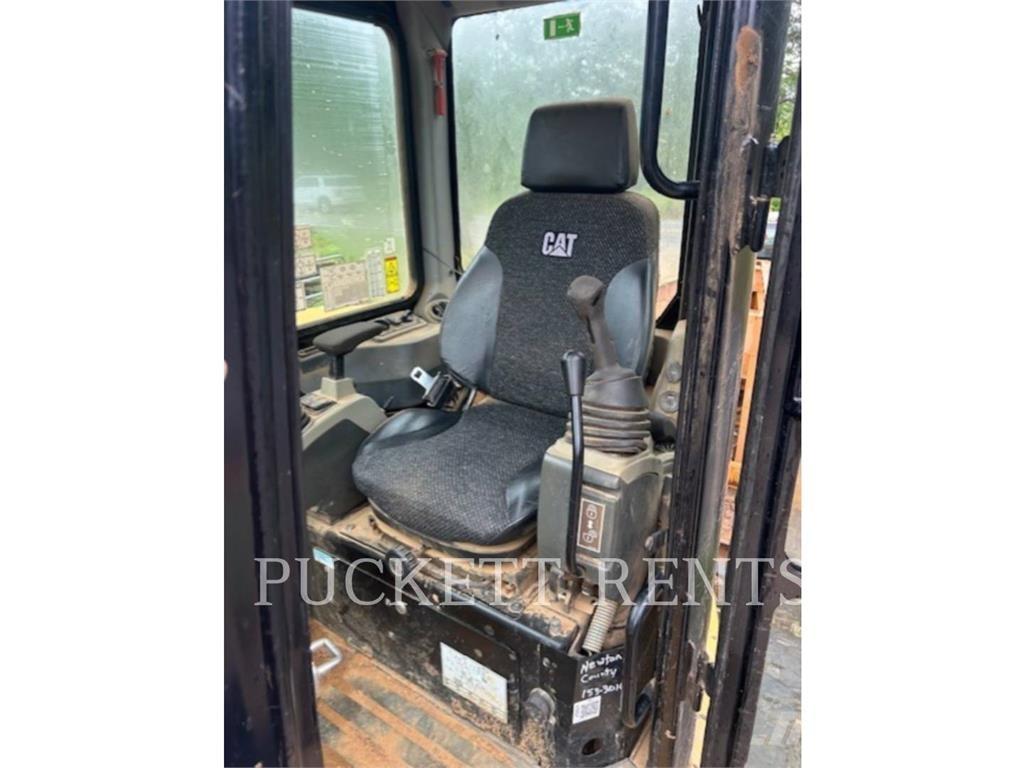 CAT 305E2CR Vikšriniai ekskavatoriai