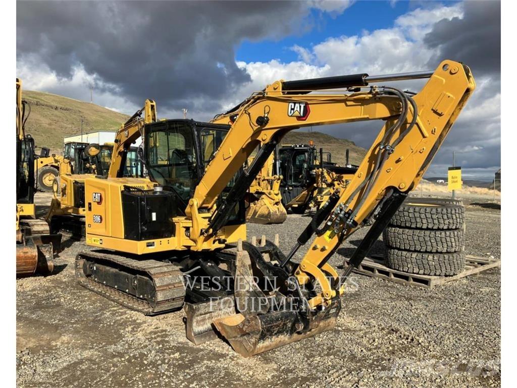 CAT 306 Vikšriniai ekskavatoriai