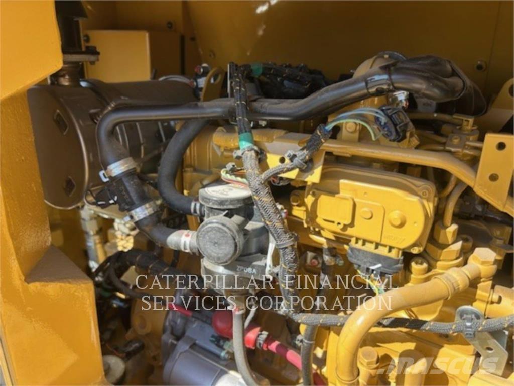 CAT 306 Vikšriniai ekskavatoriai