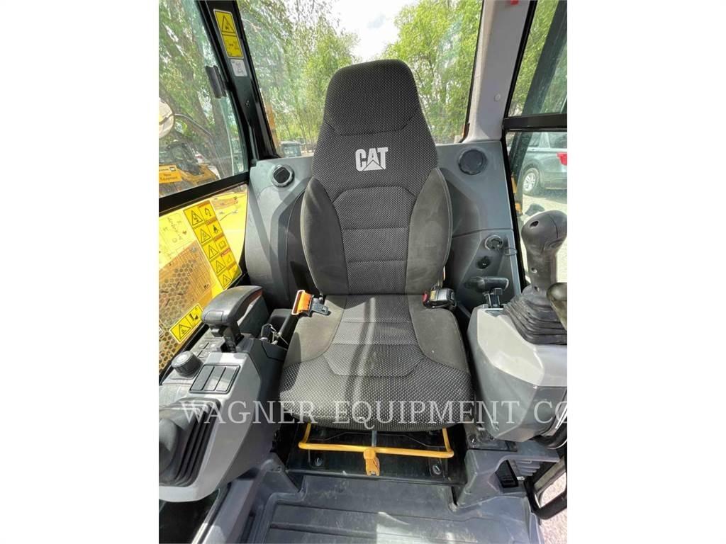CAT 306 CR Vikšriniai ekskavatoriai