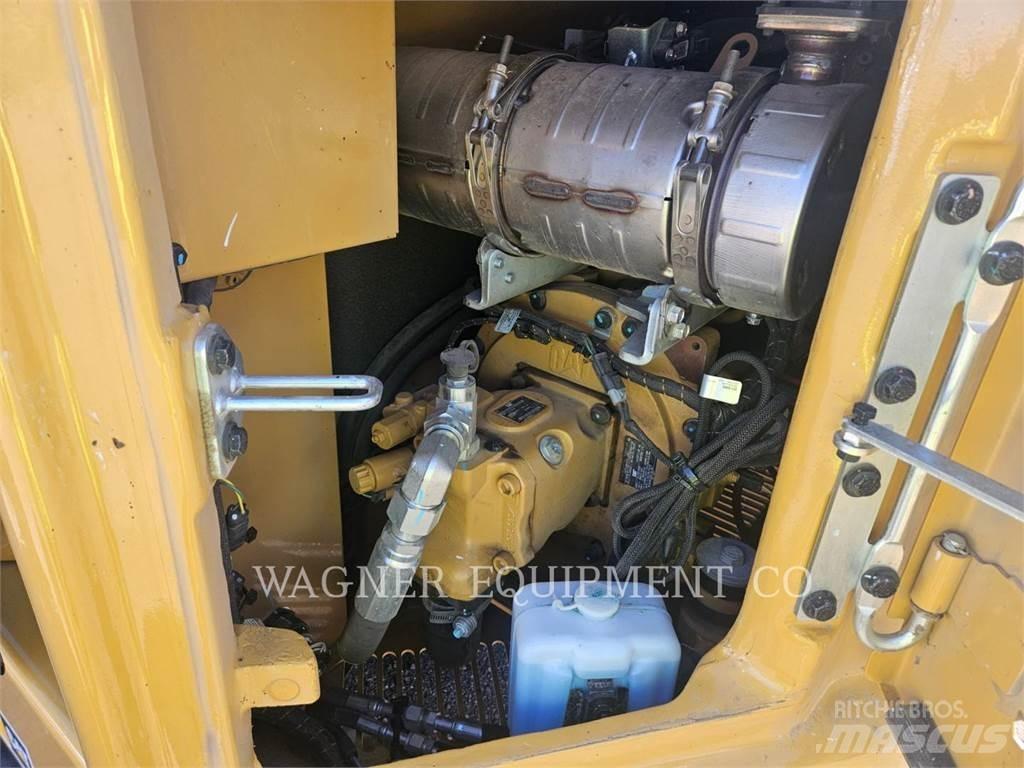 CAT 306CR THB Vikšriniai ekskavatoriai