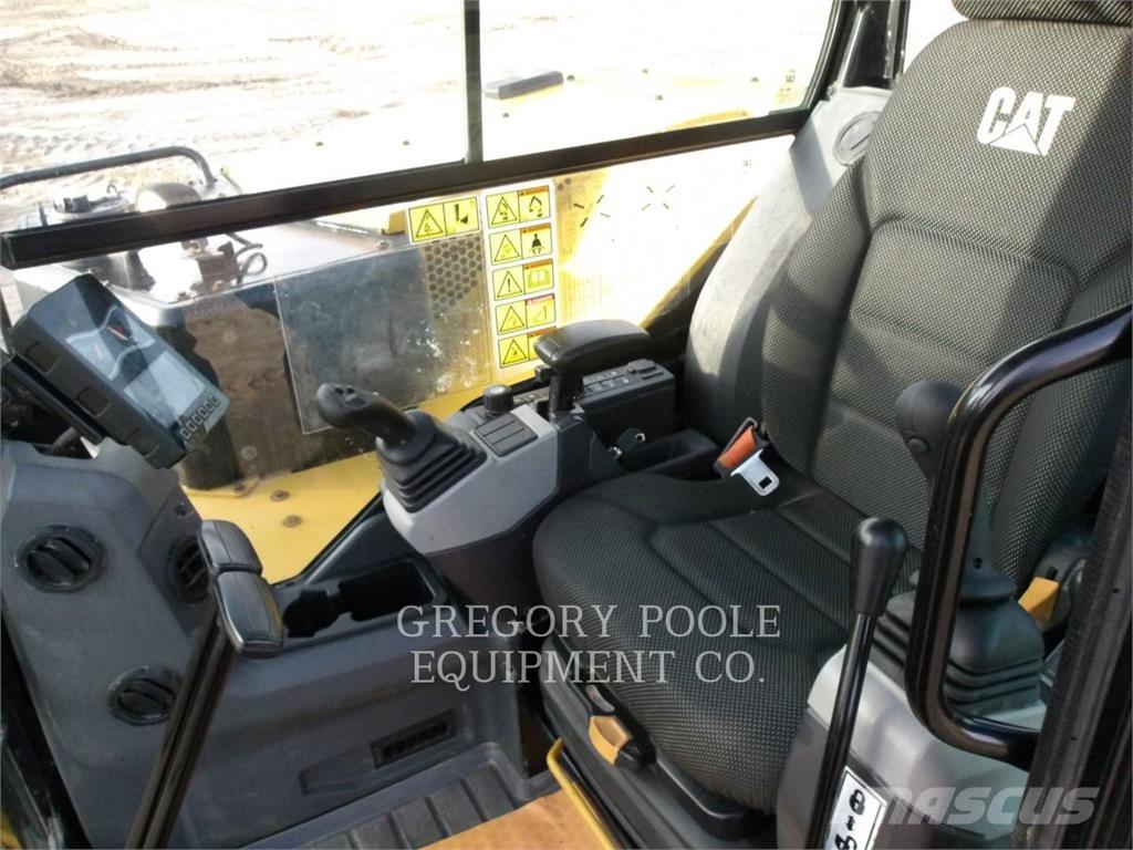 CAT 308 Vikšriniai ekskavatoriai