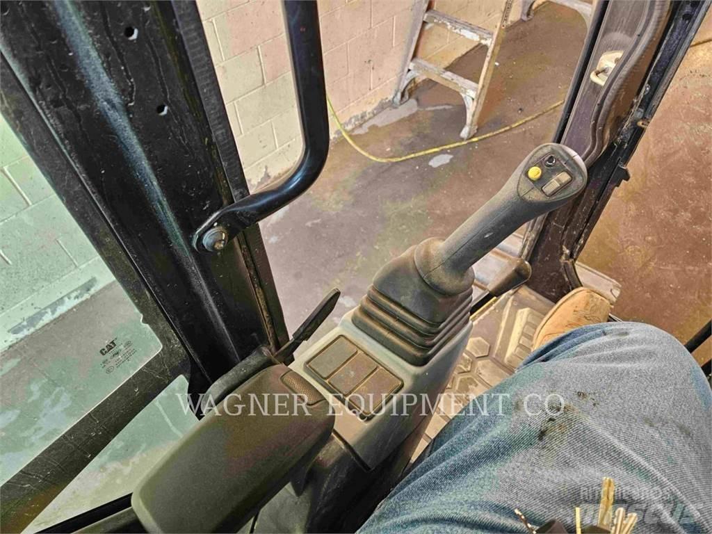 CAT 30807CR Vikšriniai ekskavatoriai