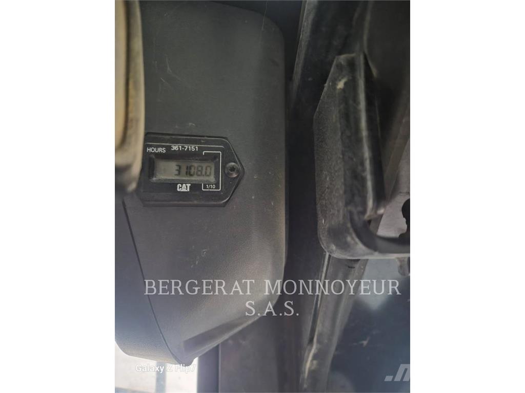 CAT 309 Vikšriniai ekskavatoriai