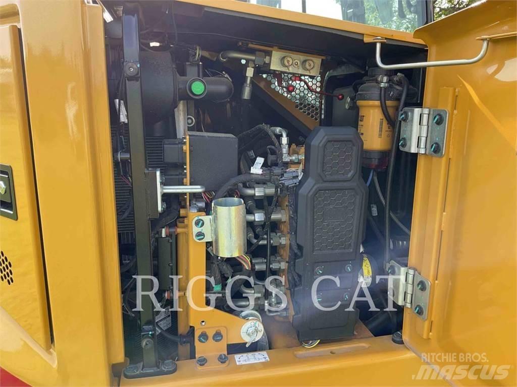 CAT 30907CR Vikšriniai ekskavatoriai