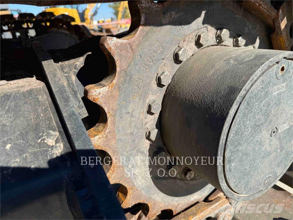 CAT 310 Vikšriniai ekskavatoriai