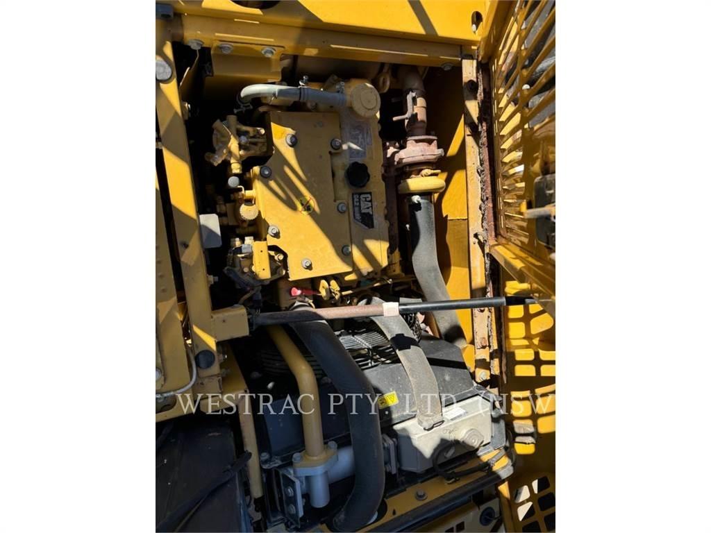 CAT 311DLRR Vikšriniai ekskavatoriai