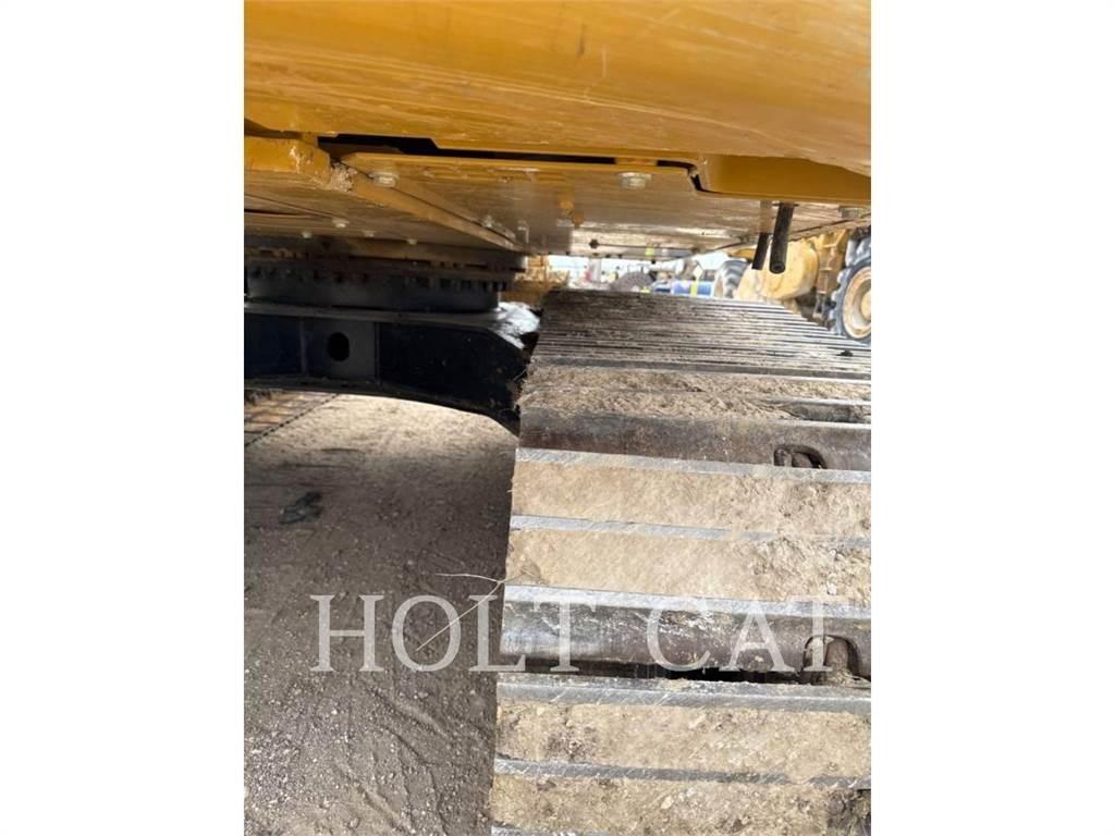 CAT 313 TC Vikšriniai ekskavatoriai