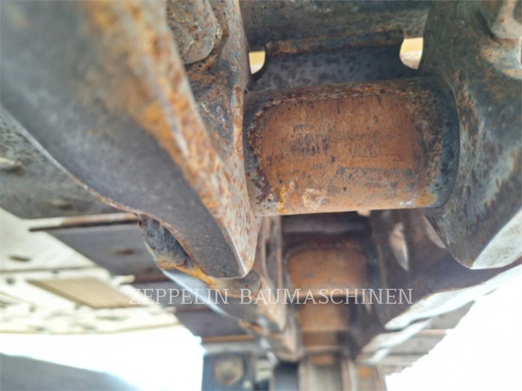 CAT 315FL Vikšriniai ekskavatoriai