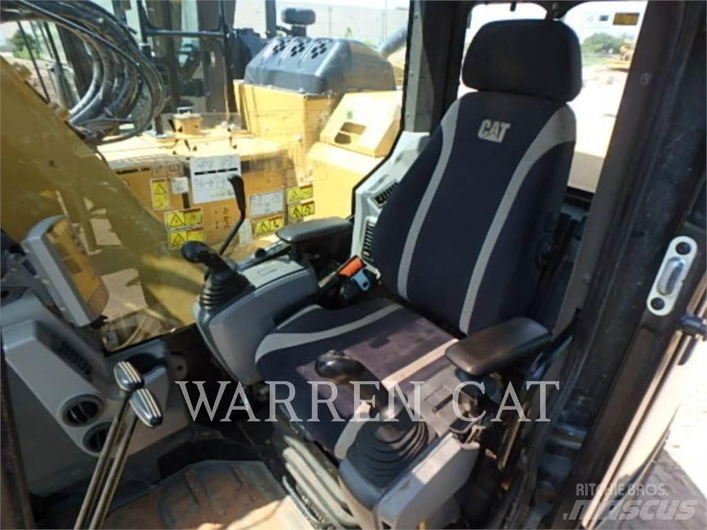 CAT 315FL TC Vikšriniai ekskavatoriai