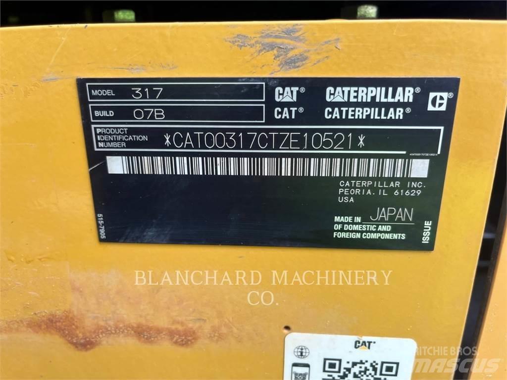 CAT 317 Vikšriniai ekskavatoriai