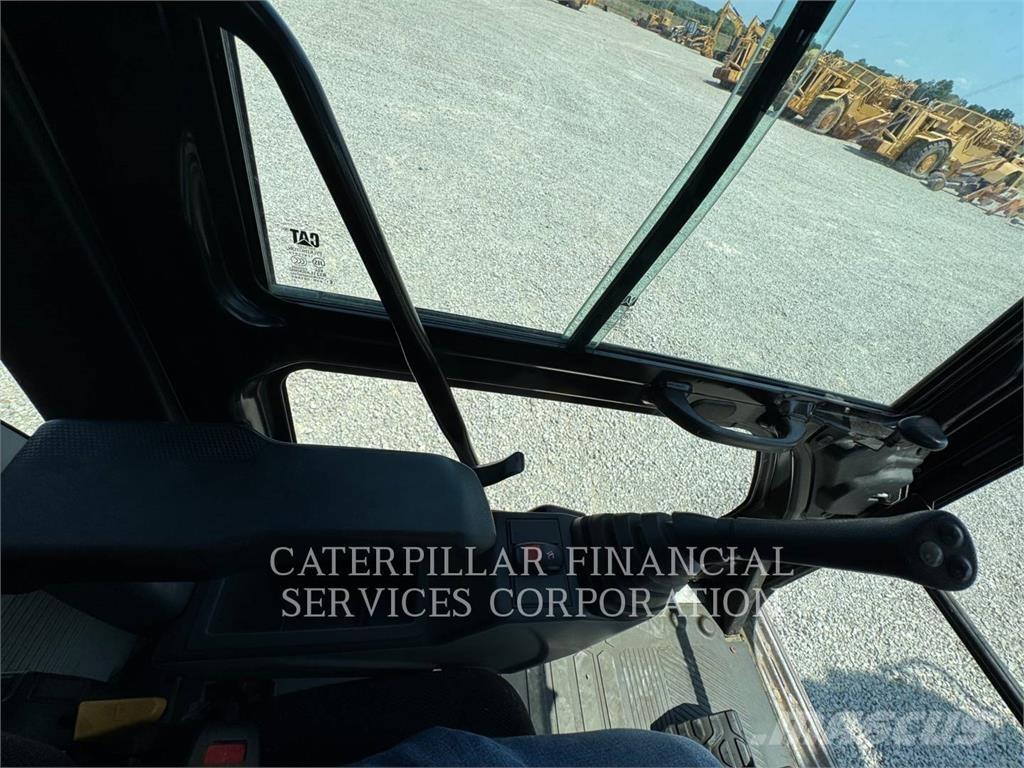CAT 31707GC Vikšriniai ekskavatoriai