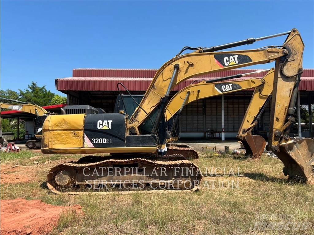 CAT 318D2L Vikšriniai ekskavatoriai