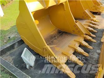 CAT 320 Kaušai
