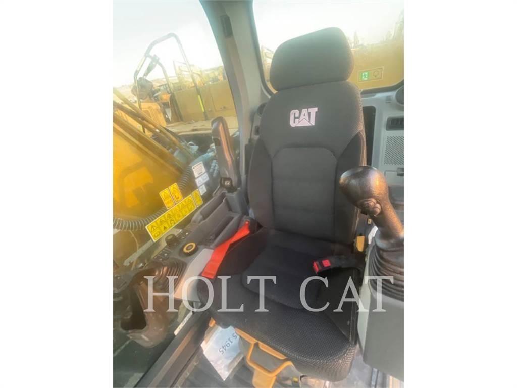 CAT 320 Vikšriniai ekskavatoriai