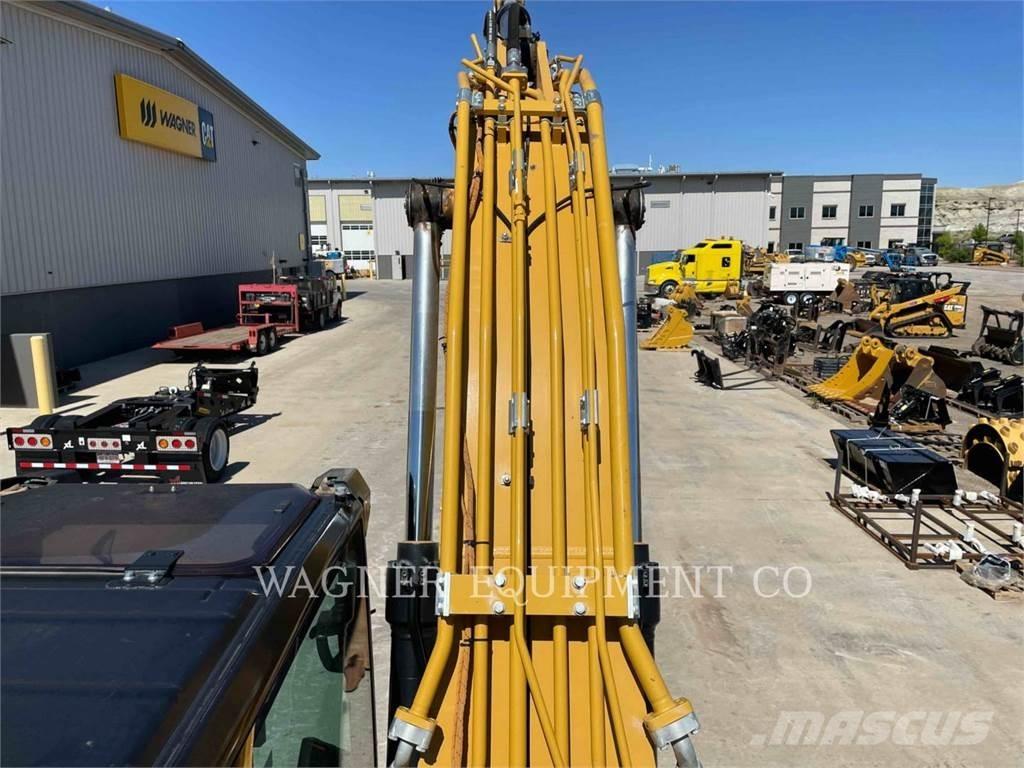 CAT 320 Vikšriniai ekskavatoriai