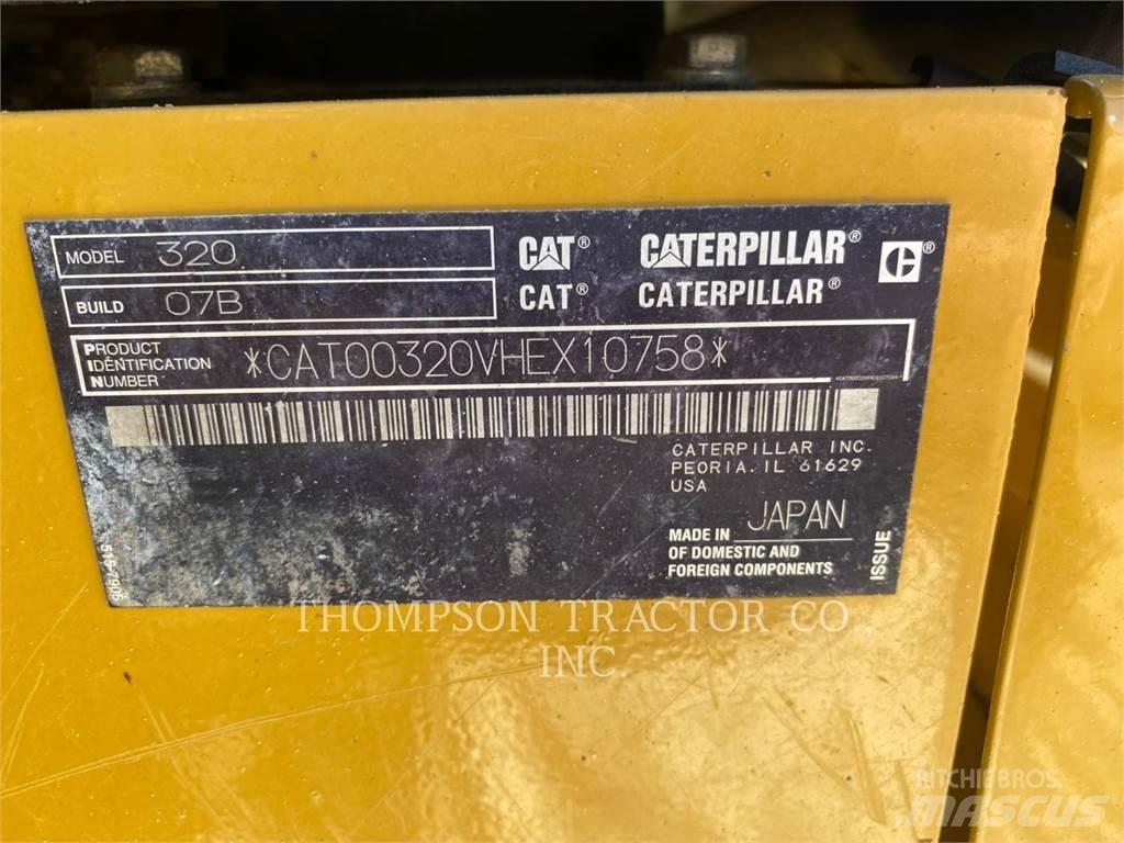 CAT 320 Vikšriniai ekskavatoriai