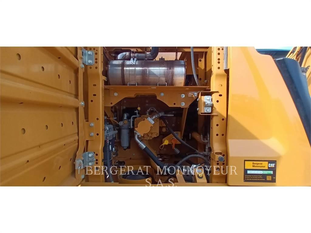 CAT 320 Vikšriniai ekskavatoriai